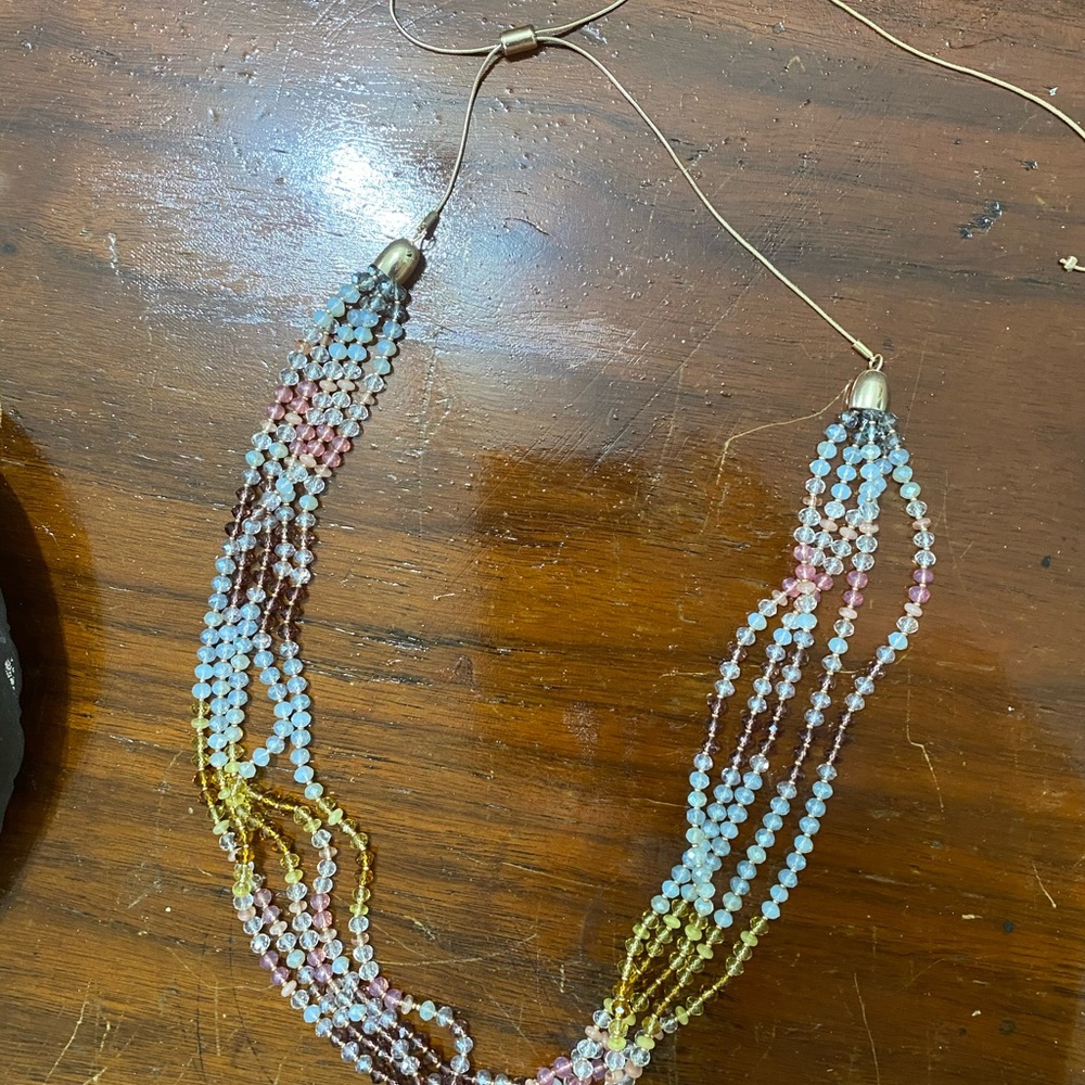 Beaded adjustable necklace